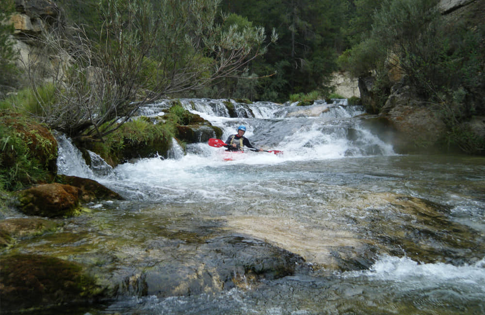 Aguas bravas en kayak Alto Tajo